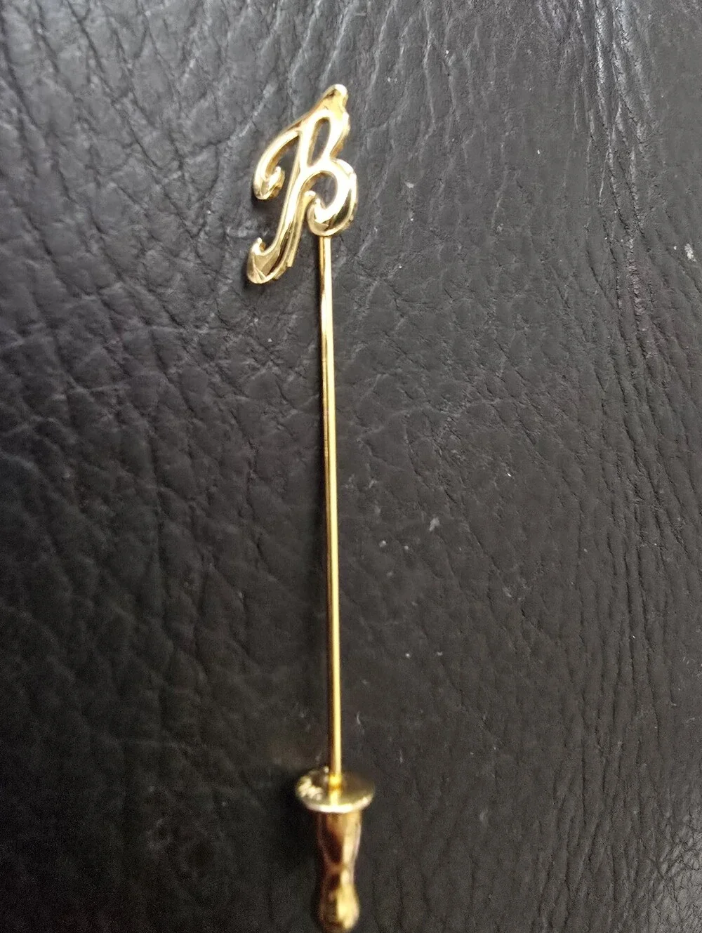 Vintage Monet Gold 'B' Stick Pin Brooch - Gold Tone